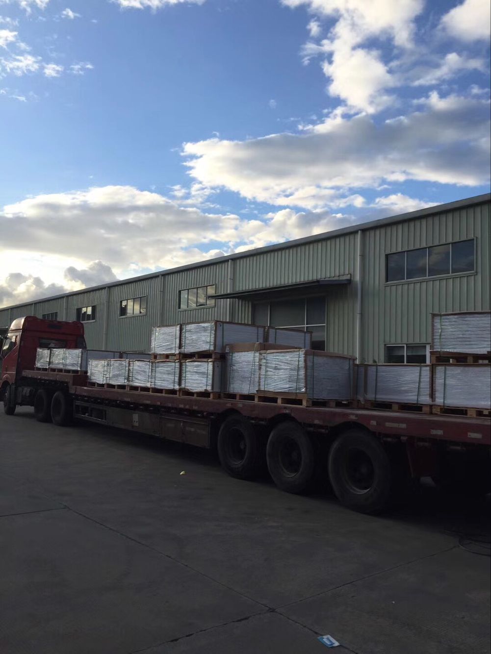 product-637-575 The shipping of optical film.jpg